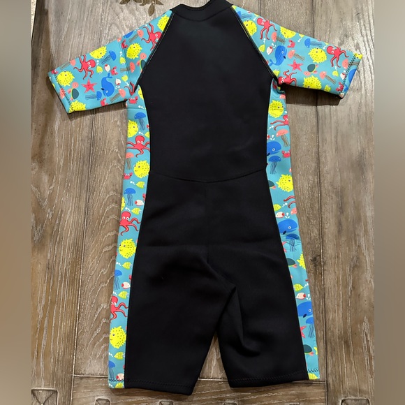 Goldfin Wetsuit - Picture 7 of 14